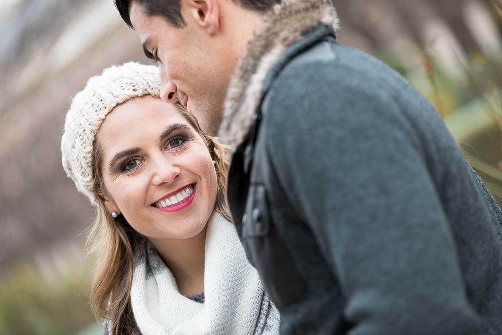 photographe couple engagement paris reportage