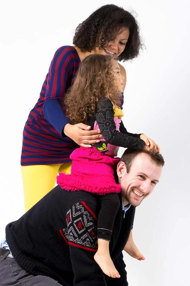 Photographe studio famille à Paris – portrait en studio