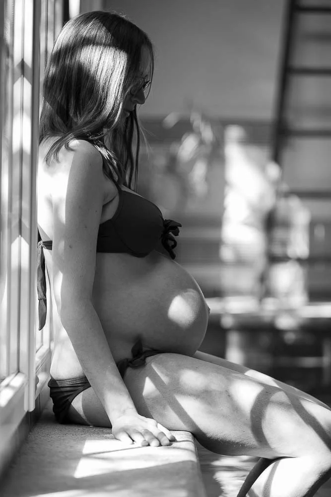 Photographe studio famille à Paris – portrait noir et blanc