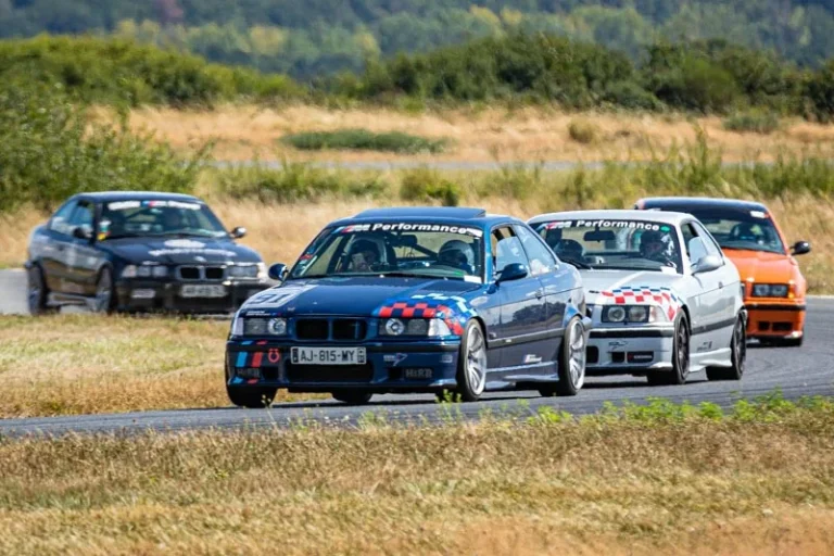 Photographe sport automobile – vue extérieure Photographe sport automobile – vue extérieure