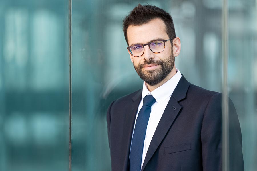 Photographe avocat – portrait avec lunettes