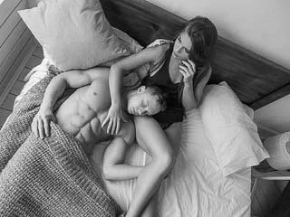 Photographe boudoir Paris – portrait noir et blanc