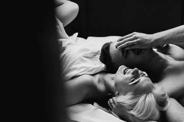 Photographe boudoir Paris – portrait noir et blanc