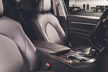 Photographe de voiture de luxe – vue intérieure