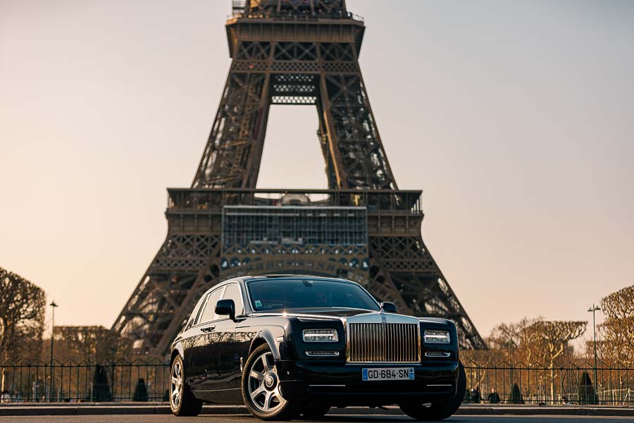 Photographe voiture de luxe tour Effel Paris