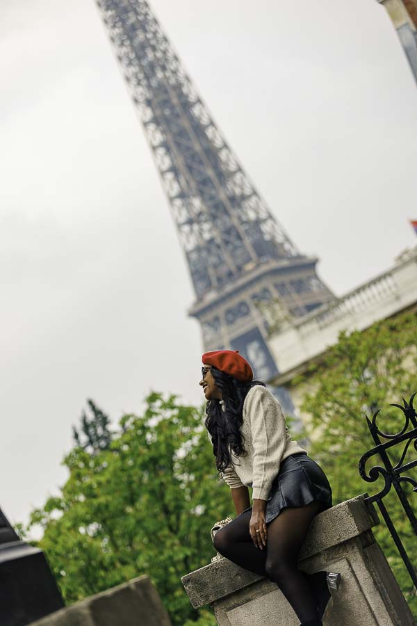 Shooting photo en extérieur a Paris tour Effel influenceuse instagram