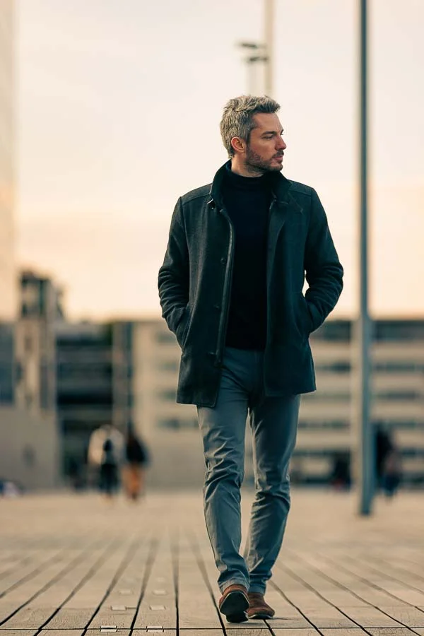 Photographe golden hour Paris – portrait professionnel