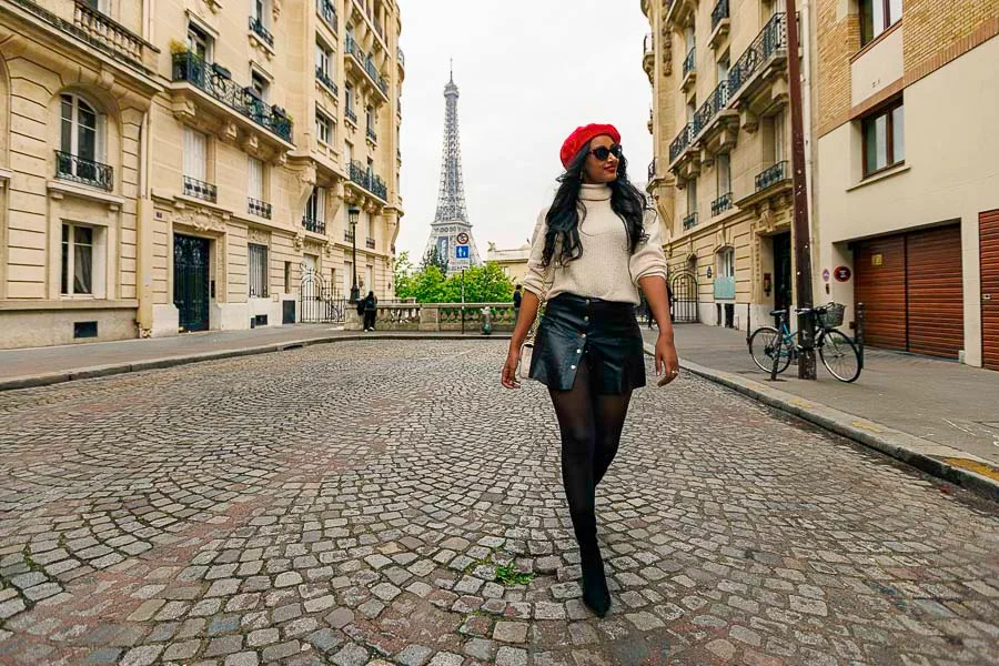 Photographe pour influenceuse et influenceur – avec lunettes