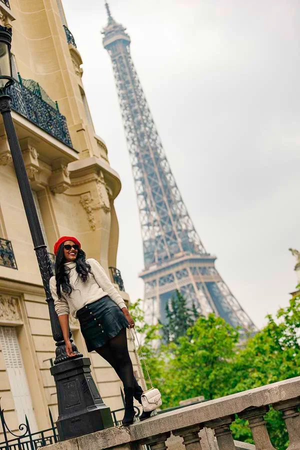 Photographe pour influenceuse et influenceur – avec lunettes