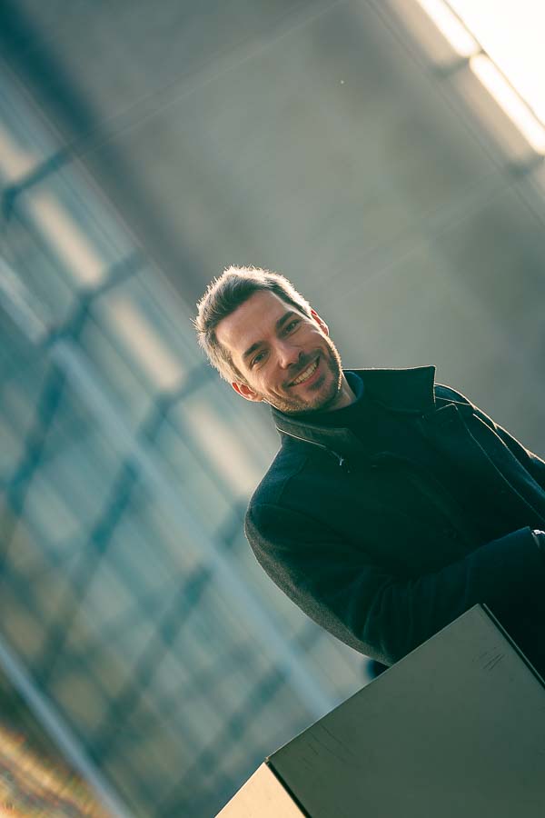 Photographe professionnel Parisien – portrait souriant