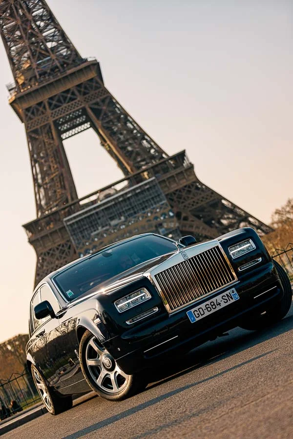 Photographe de voiture de luxe – visuel professionnel