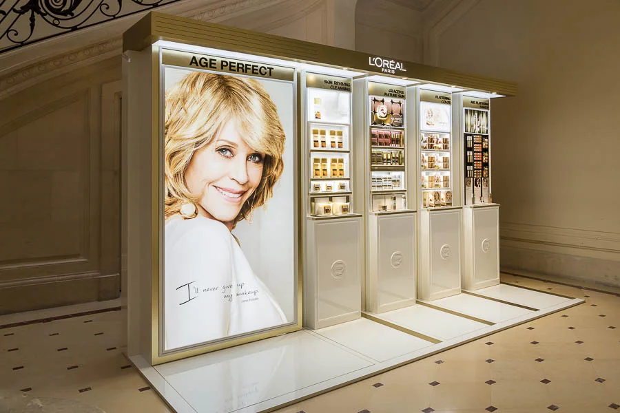 Photographe merchandising et retail – portrait souriant