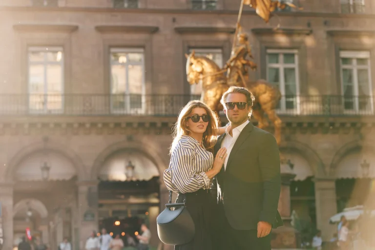 Photographe couple Paris – portrait avec lunettes Photographe couple Paris – portrait avec lunettes