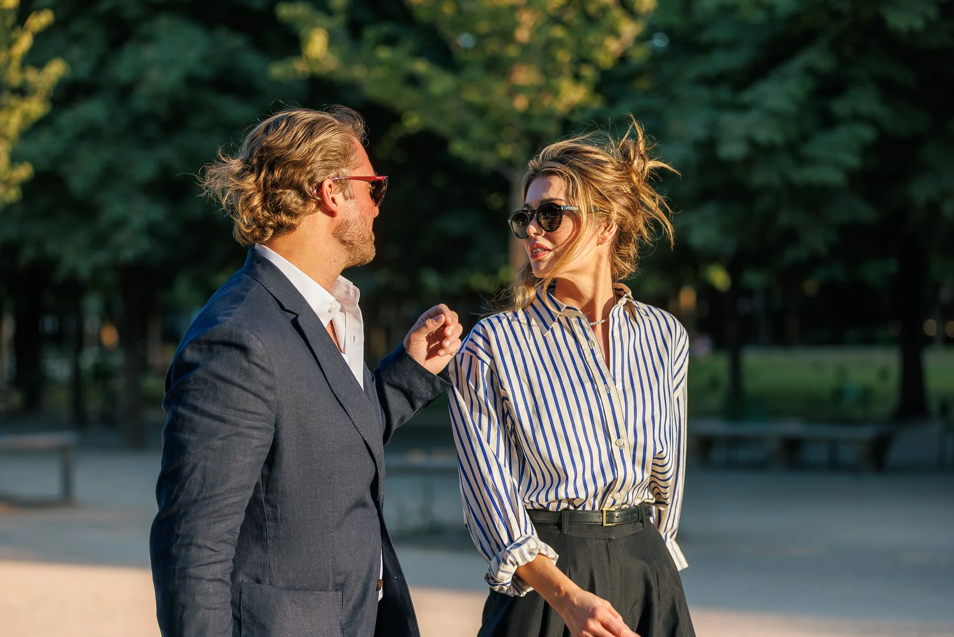 Shooting photo couple Paris – portrait avec lunettes