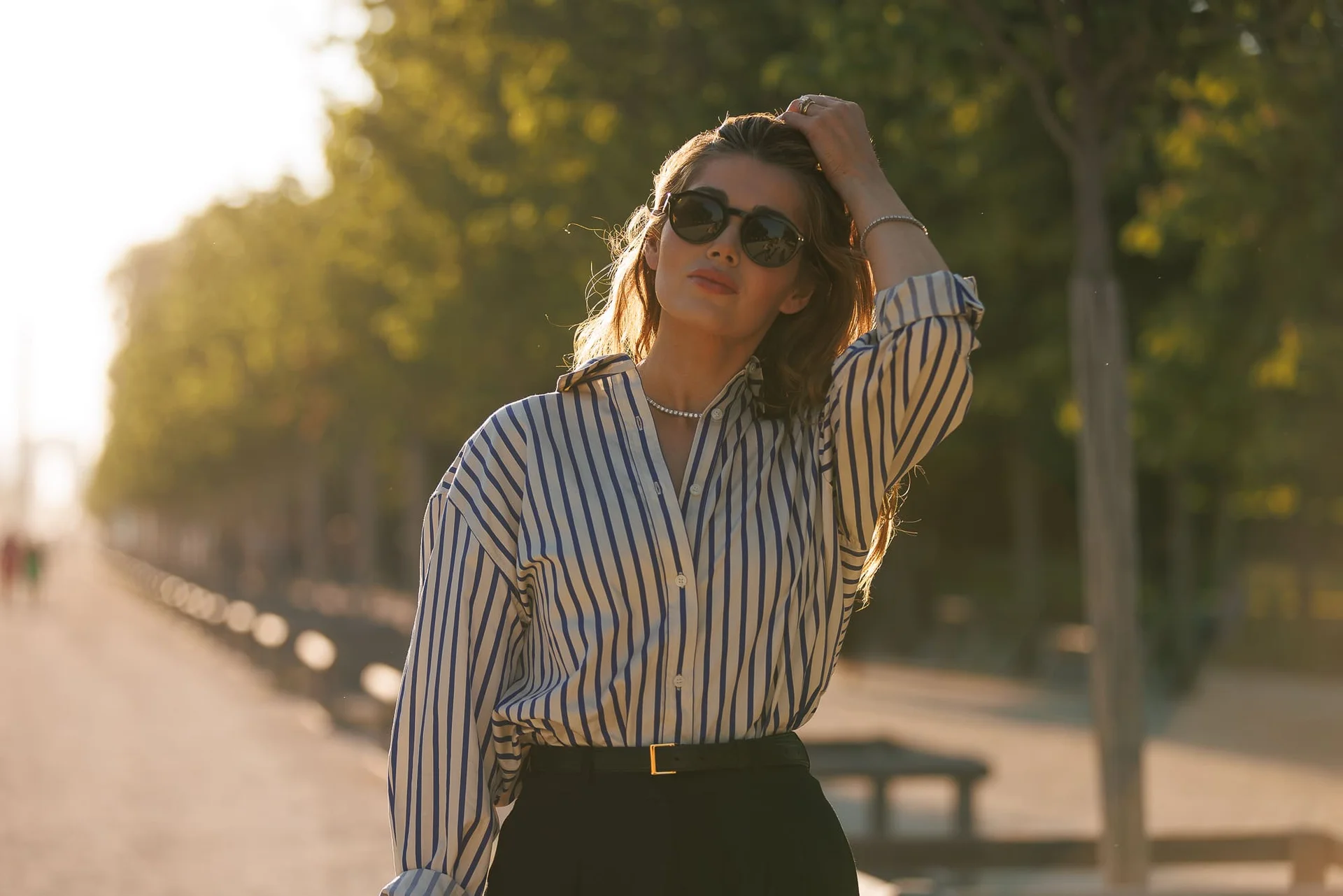 Shooting photo couple Paris – portrait avec lunettes