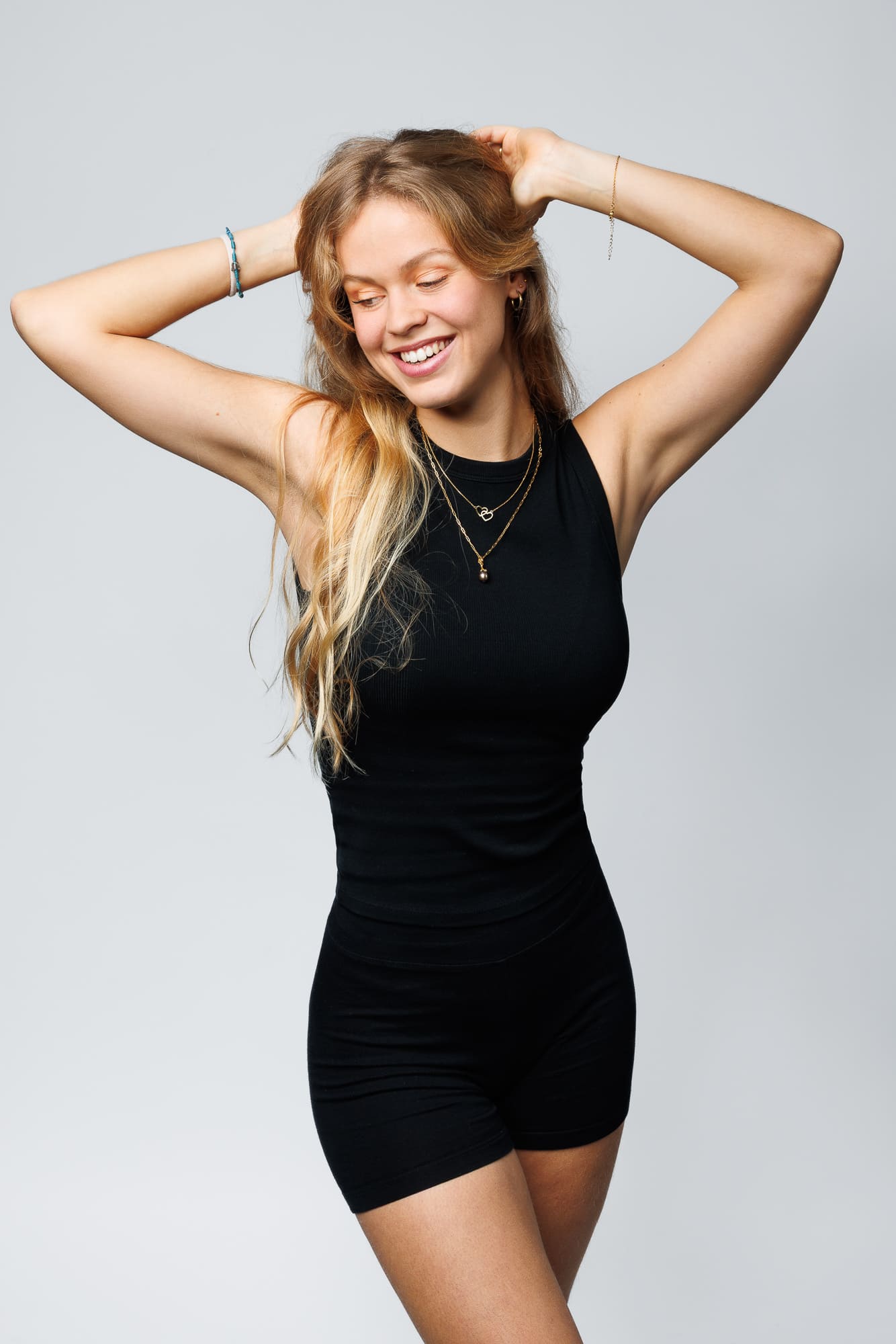 Prix shooting photo – portrait en tenue sombre
