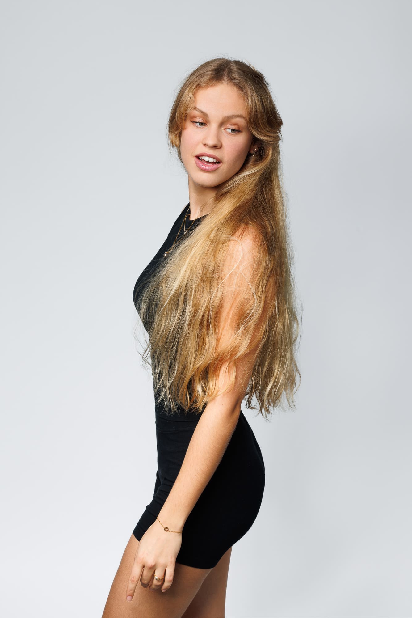 Prix shooting photo – portrait en tenue sombre