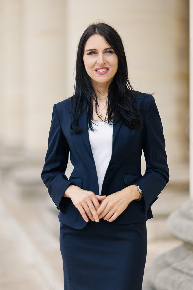 Photo hôtesse de l’air – Photo PNC steward et hôtesse à Paris Photo hôtesse de l’air – Photo PNC steward et hôtesse à Paris