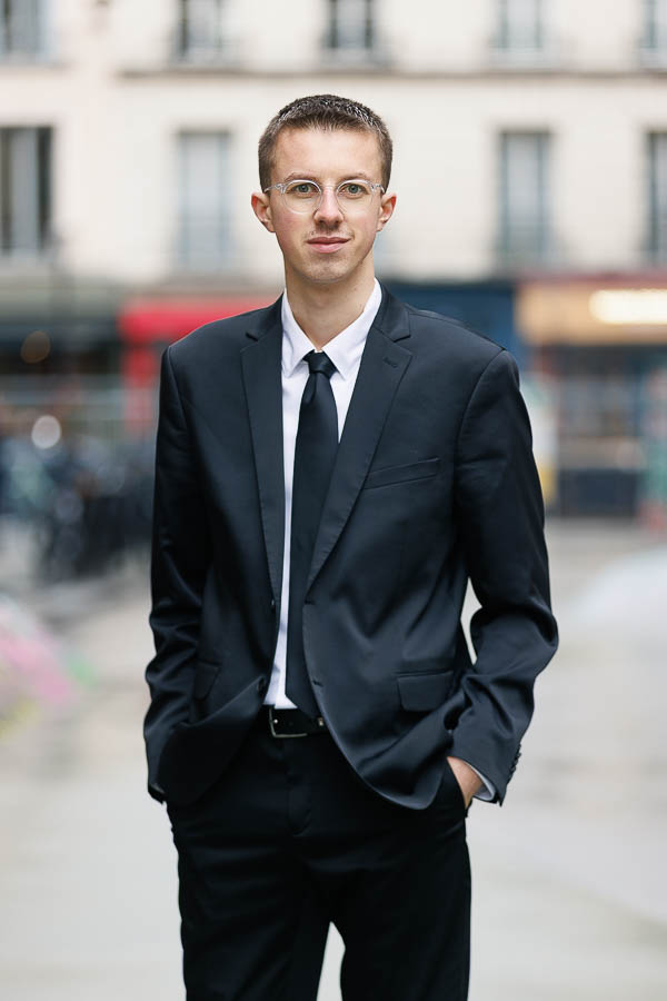 PNC homme extérieur image professionnelle