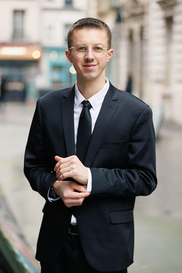 Portrait corporate PNC masculin extérieur