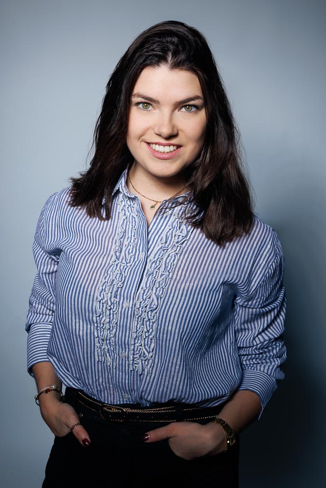 Photo corporate femme – portrait en studio