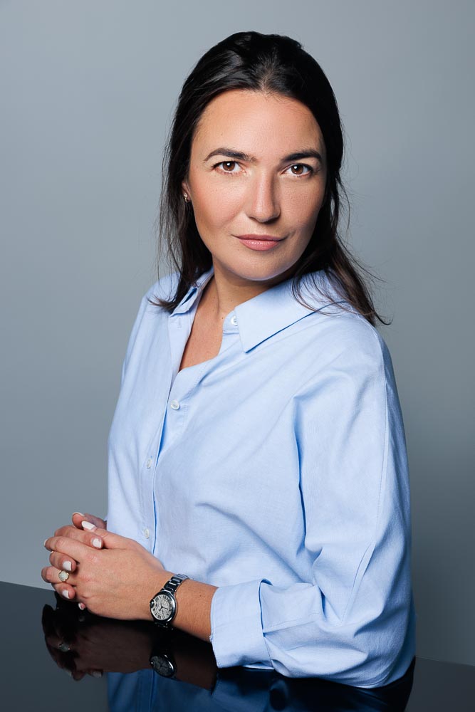 Photo corporate femme – portrait en studio