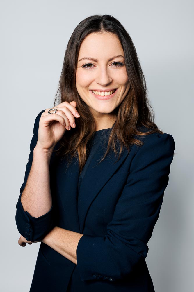 Photo corporate femme – portrait en studio