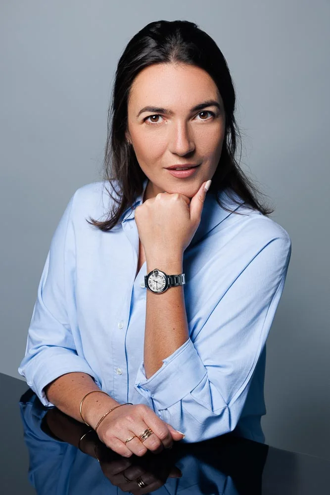 Photo corporate femme – portrait en studio