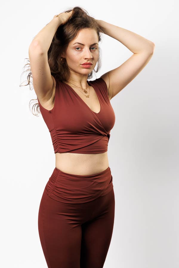 Photographe mannequin fitness – portrait en studio