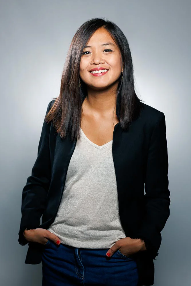 Photographe trombinoscope d’entreprise – portrait en studio Photographe trombinoscope d’entreprise – portrait en studio
