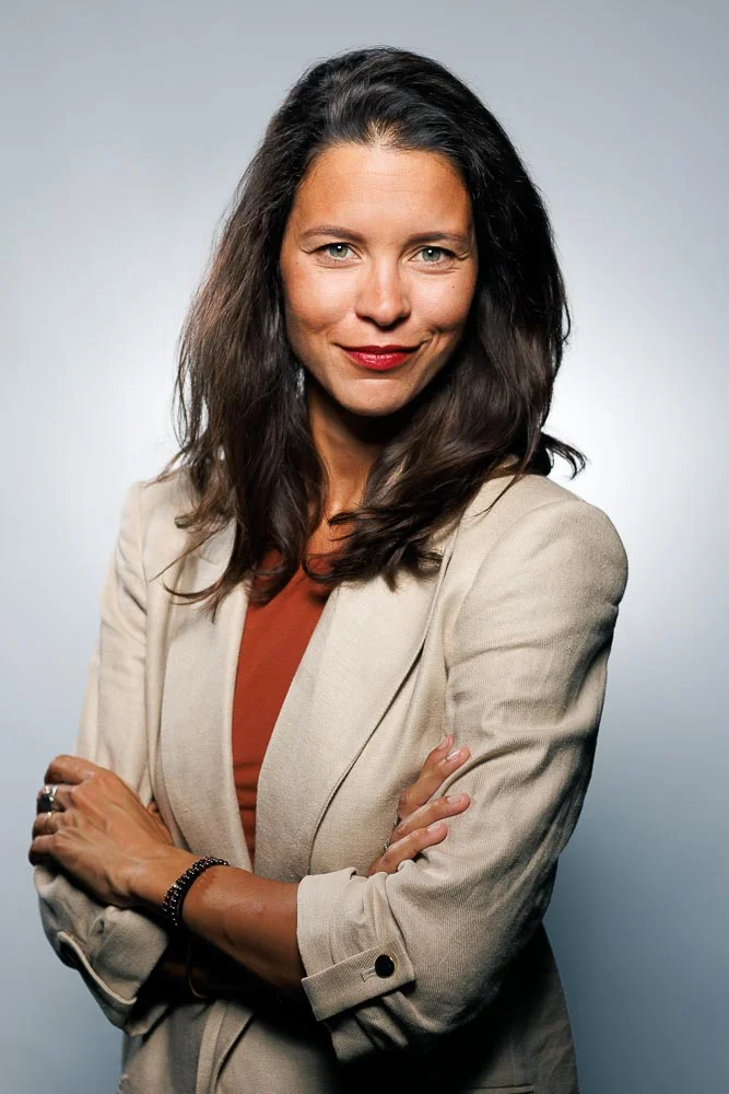 Portrait en entreprise – portrait en blazer