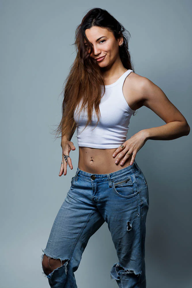 Photographe book agence mannequin – portrait en studio Photographe book agence mannequin – portrait en studio