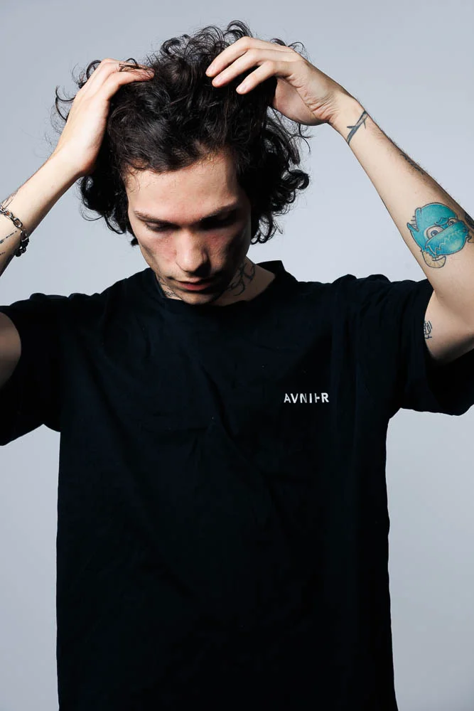 Photographe lookbook studio Paris – portrait en studio
