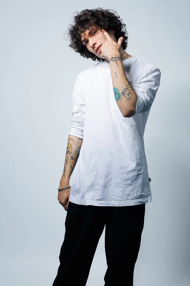 Photographe lookbook studio Paris – portrait en studio