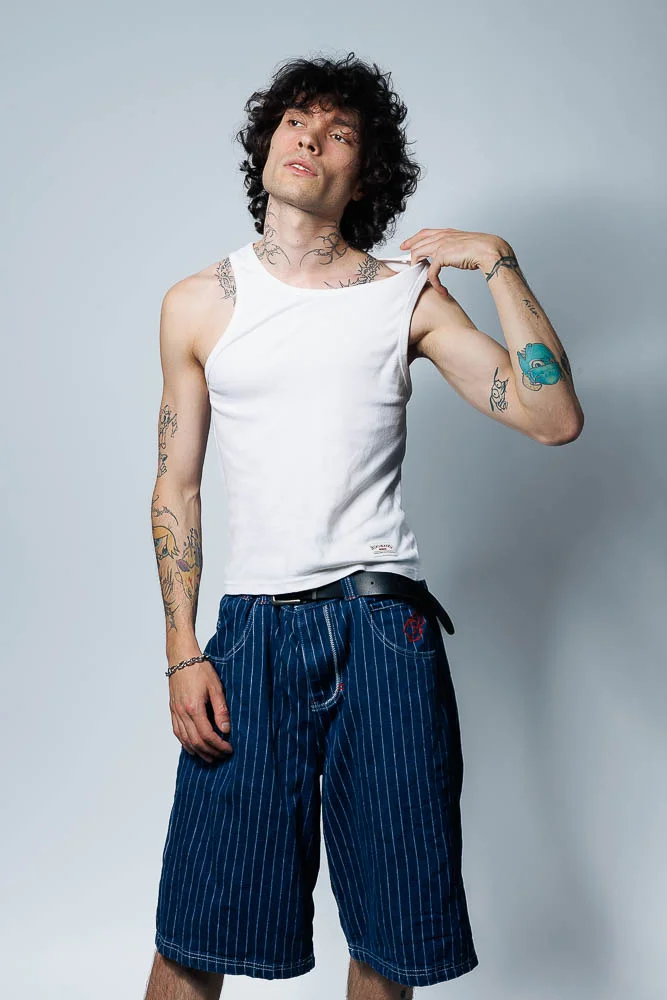 Photographe lookbook studio Paris – portrait en studio