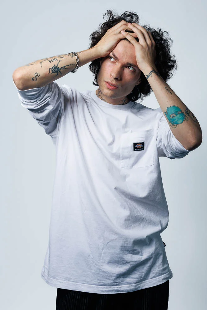 Photographe lookbook studio Paris – portrait en studio