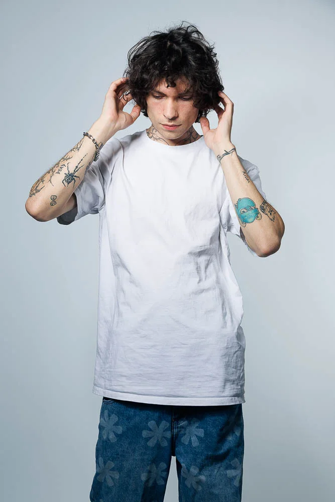 Photographe lookbook studio Paris – portrait en studio