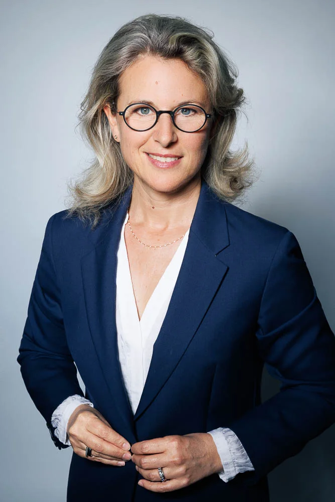 Photographe pour ostéopathe – portrait avec lunettes