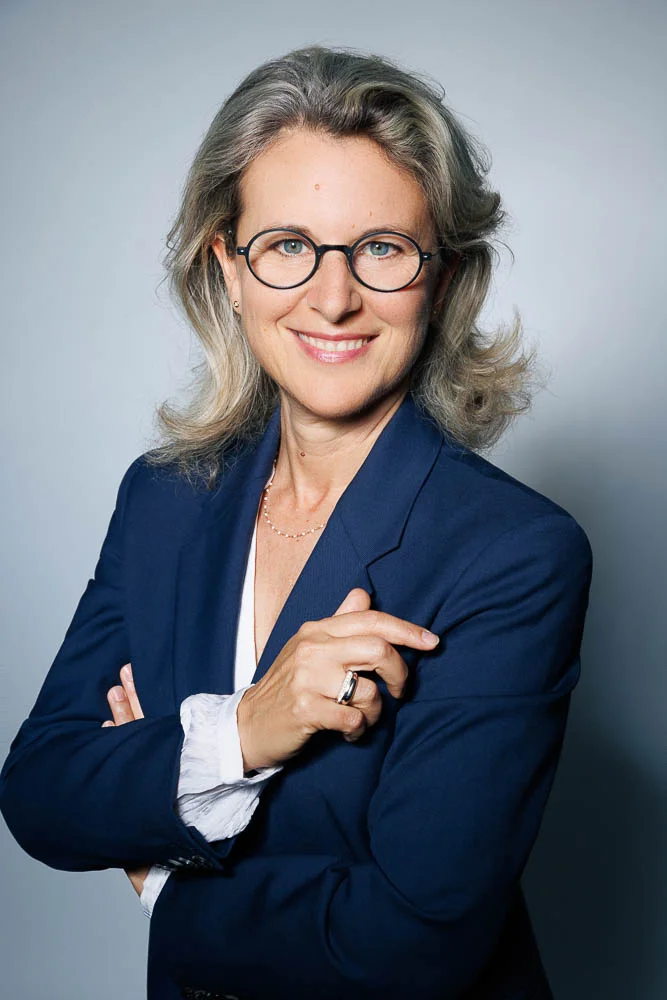 Photographe pour ostéopathe – portrait avec lunettes