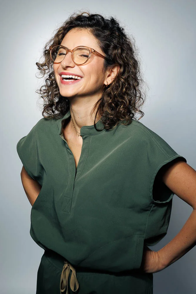 Photographe pour ostéopathe – portrait avec lunettes