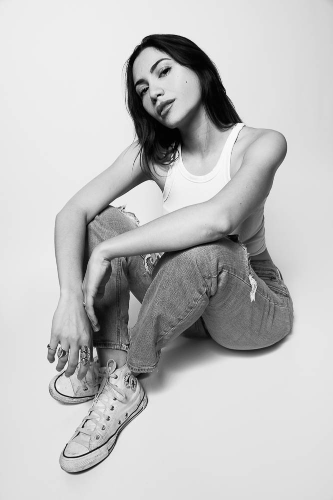 Photographe portrait noir et blanc à Paris – studio