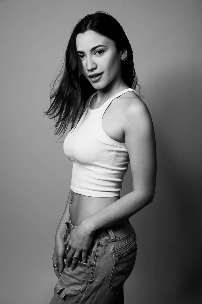Photographe portrait noir et blanc à Paris – studio
