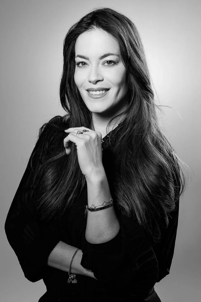 Photographe trombinoscope d’entreprise – portrait en studio Photographe trombinoscope d’entreprise – portrait en studio