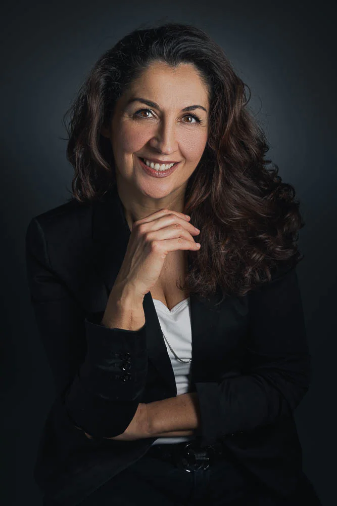 Photographe trombinoscope d’entreprise – portrait en studio Photographe trombinoscope d’entreprise – portrait en studio