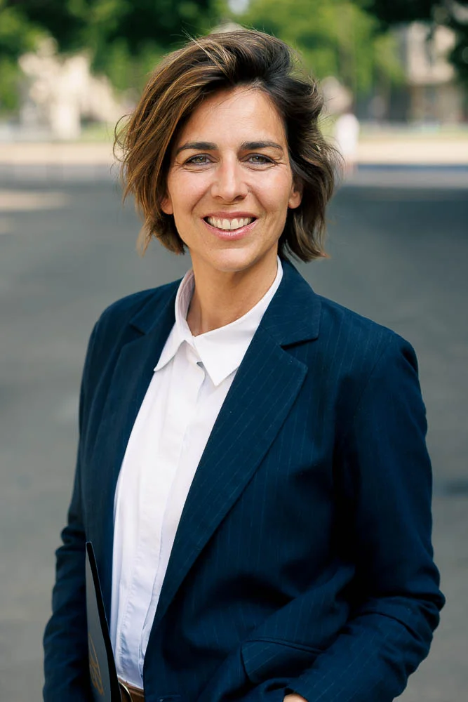 Photographie corporate en équipe – portrait en costume