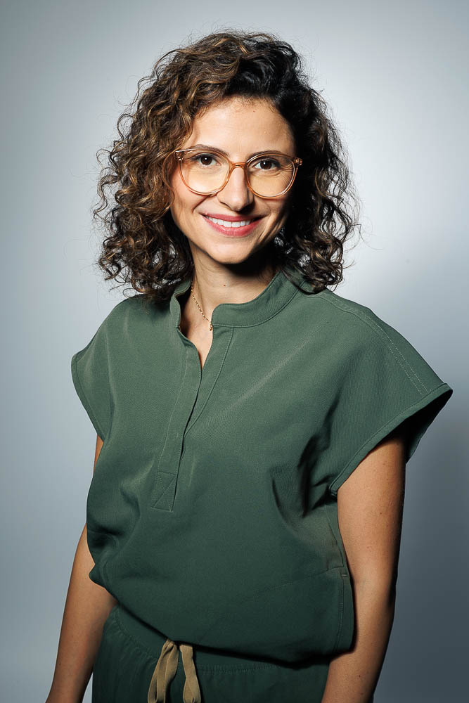 Photos Doctolib PRO – portrait avec lunettes