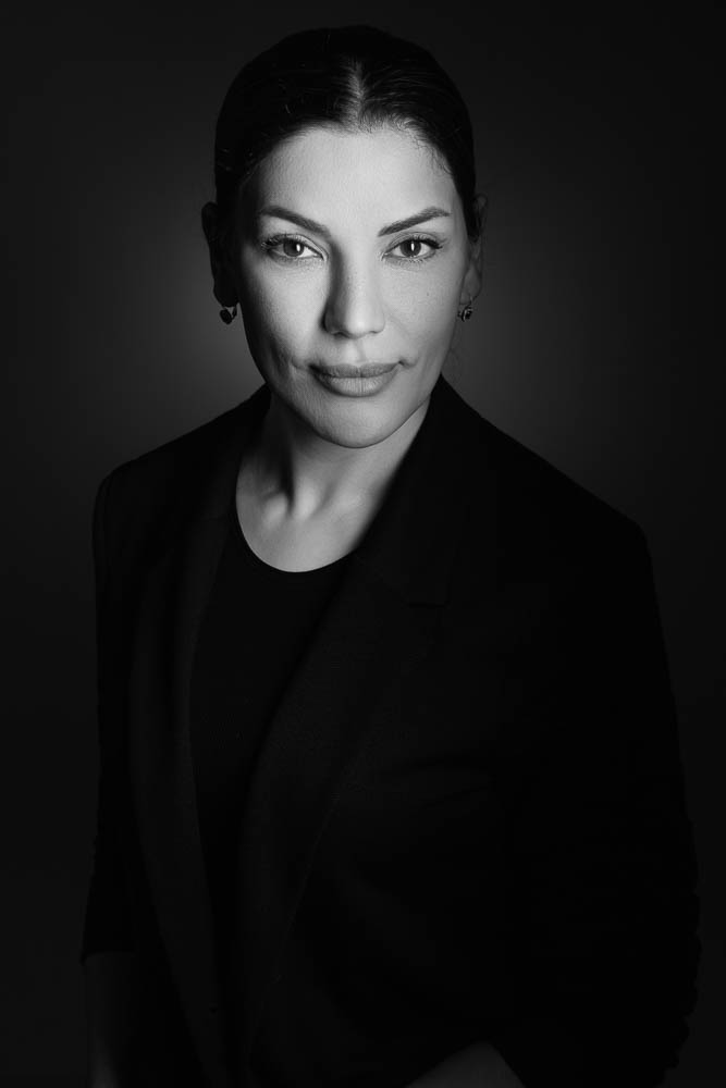 Shooting photo femme Paris – portrait noir et blanc