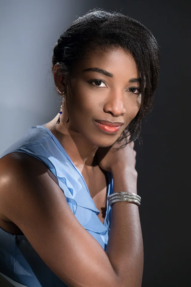 Shooting photo vintage à Paris – portrait en studio