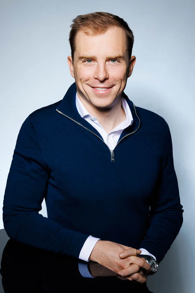 Photo professionnelle CV homme – portrait en studio