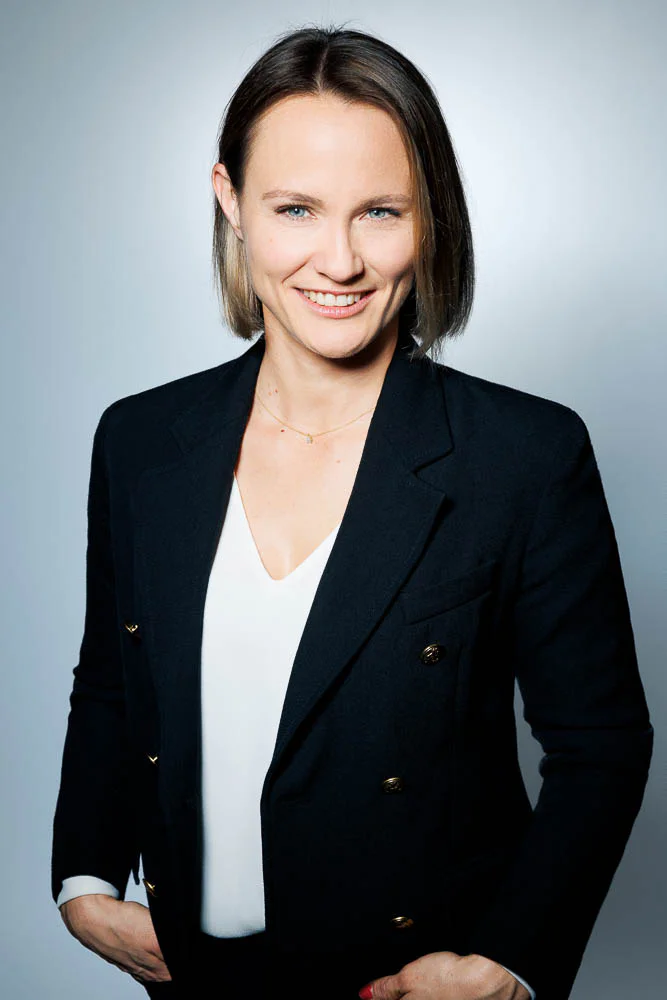 Photo de profil LinkedIn – portrait en blazer Photo de profil LinkedIn – portrait en blazer